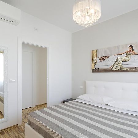 Attico Stema Luxury Lägenhet Misano Adriatico Exteriör bild