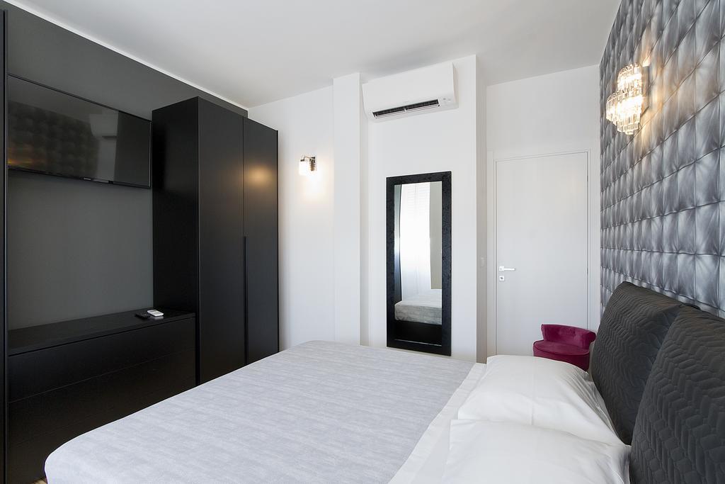 Attico Stema Luxury Lägenhet Misano Adriatico Exteriör bild