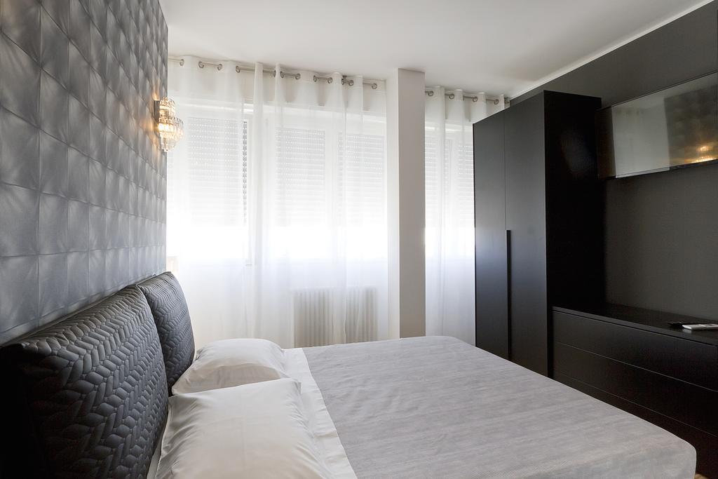 Attico Stema Luxury Lägenhet Misano Adriatico Exteriör bild