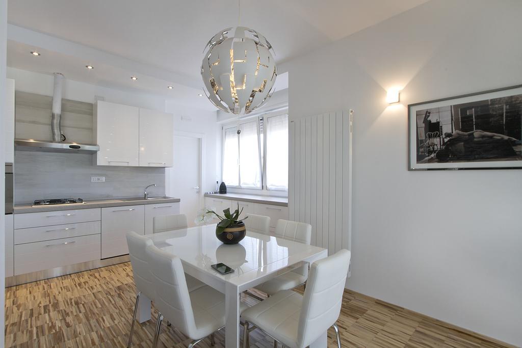 Attico Stema Luxury Lägenhet Misano Adriatico Exteriör bild
