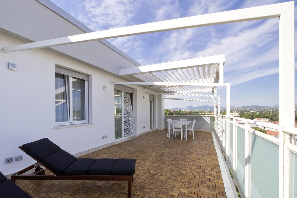 Attico Stema Luxury Lägenhet Misano Adriatico Exteriör bild