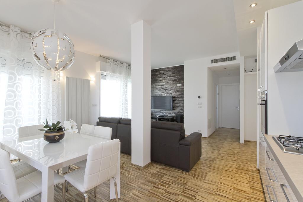 Attico Stema Luxury Lägenhet Misano Adriatico Exteriör bild